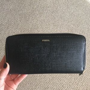 Fossil wallet